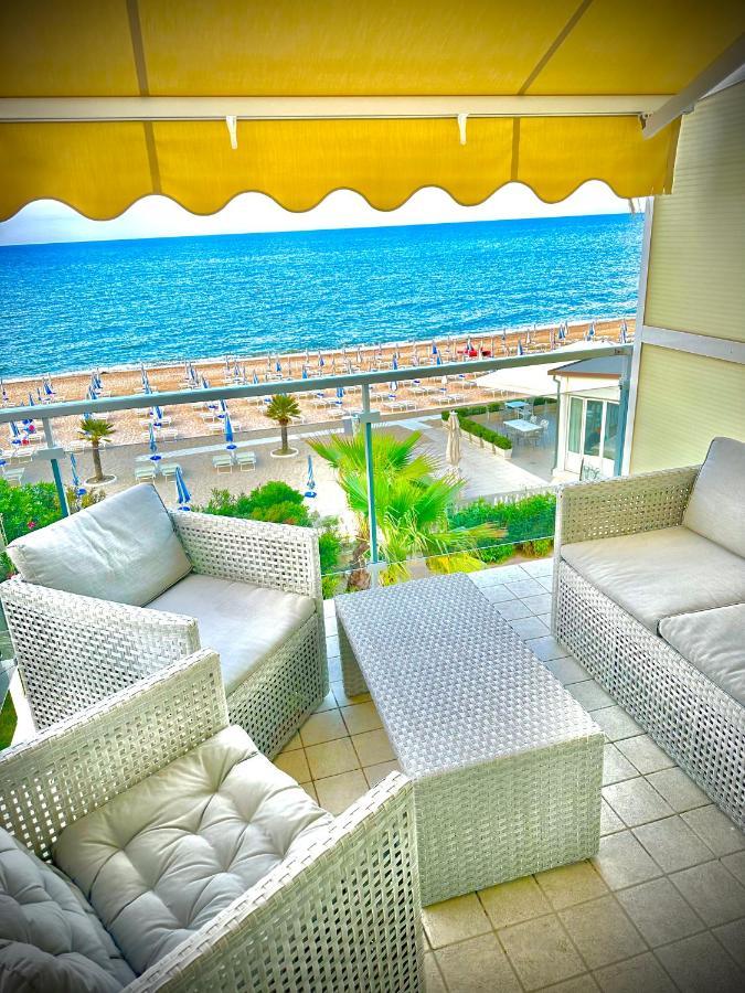 Conero Casa - Marcelli Di Numana In Via Litoranea 101 Sul Mare Vista Spiaggia Con Parcheggio Esclusivo Bagian luar foto